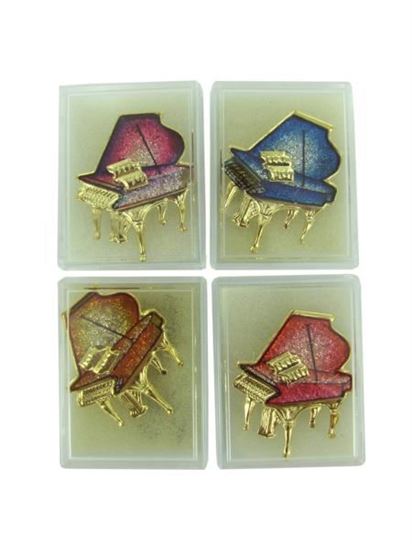Picture of Piano fashion pin in gift box (Available in a pack of 24)